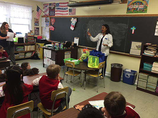 The Pediatric Dentist Dr. Manso Training on Brushing Teeth