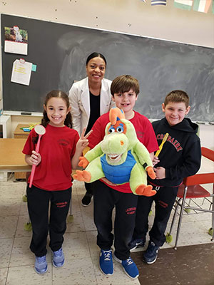 The Pediatric Dentist Dr. Manso Training on Brushing Teeth